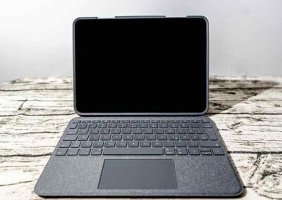 Logitech Folio Touch - Tastatur und Schutzhülle in einem